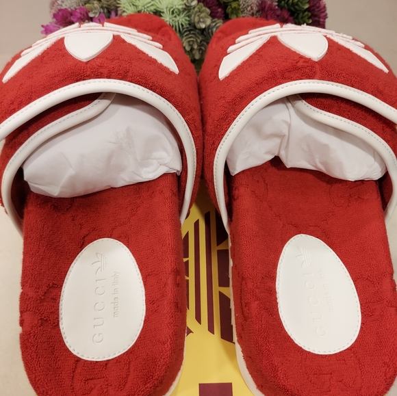 Gucci x Adidas Slides - Picture 7 of 8
